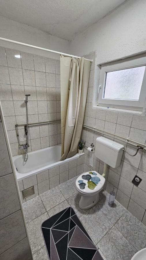 Apartman Naza Kulen Vakuf Extérieur photo