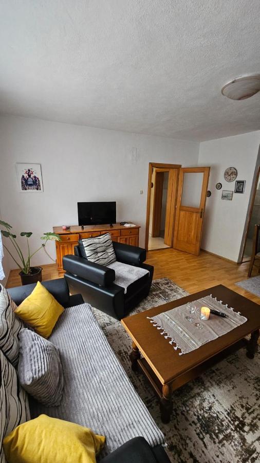 Apartman Naza Kulen Vakuf Extérieur photo