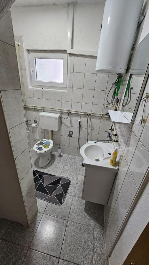 Apartman Naza Kulen Vakuf Extérieur photo